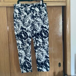 Raffaella ankle pants stretchy size 16 black white business casual